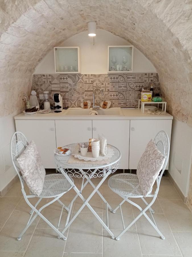 Studio Flat In White City 오스투니 외부 사진