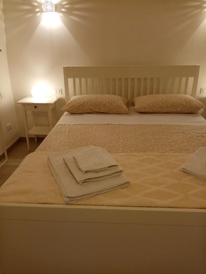 Studio Flat In White City 오스투니 외부 사진